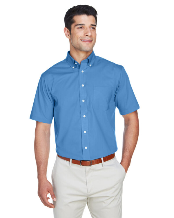 Devon & Jones Men's Crown Woven Collection Solid Broadcloth Short-Sleeve Shirt D620S