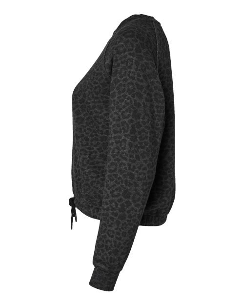 Women's Relaxed 3-End Boxy Fleece Crewneck Sweatshirt - Image 10