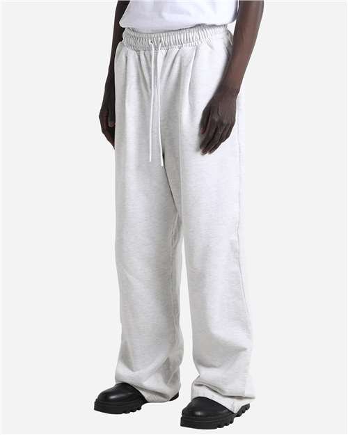 Unisex Garment-Dyed Pleated Fleece Pants - Image 9