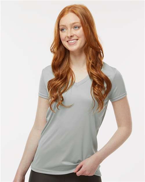 Women's Vera V-Neck T-Shirt - Image 17
